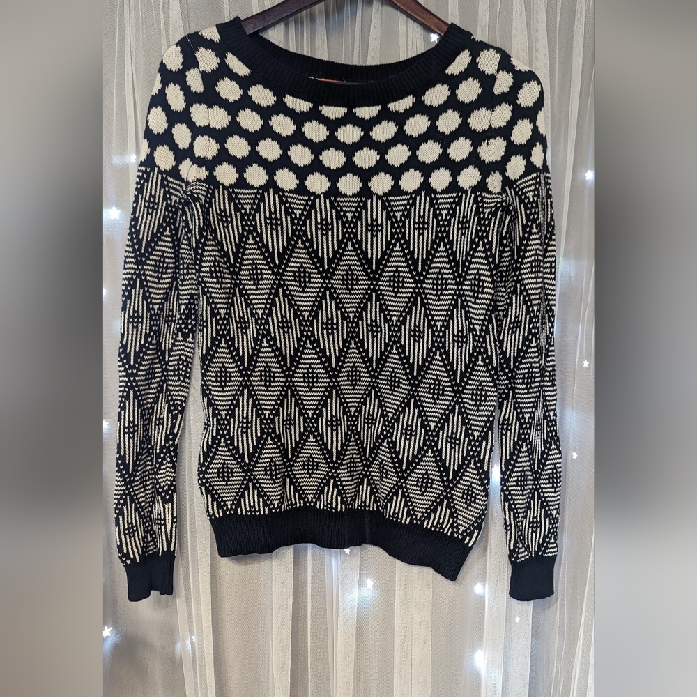 Geometric Black & White Sweater